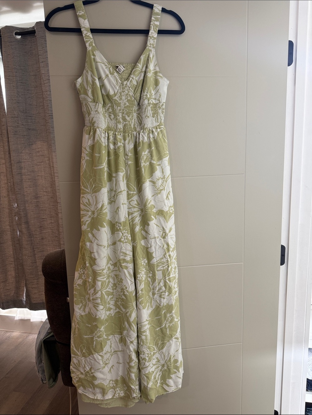 American eagle size medium Light Green Floral Sundress with Smocked Waist